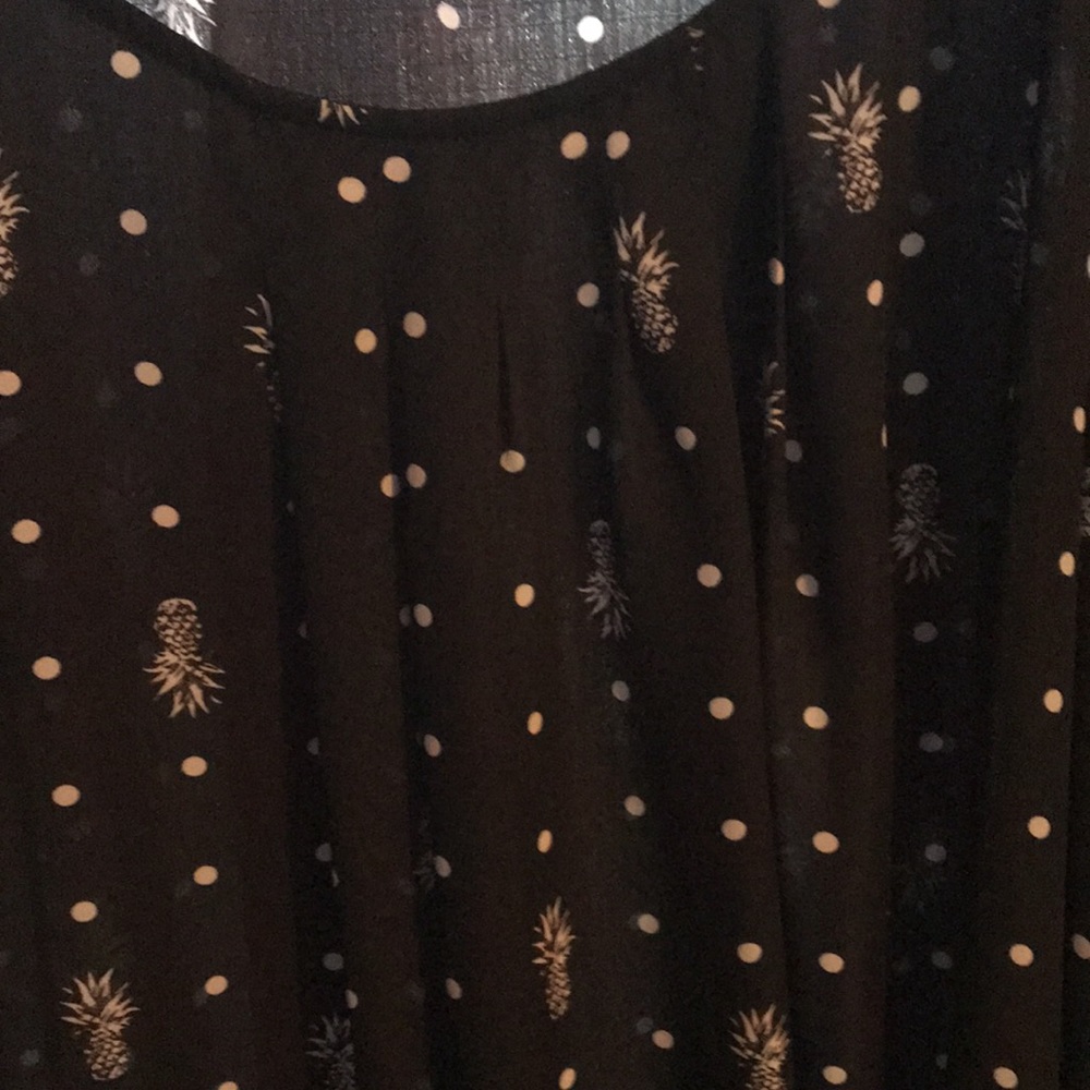 Torrid tank - Picture 3 of 5